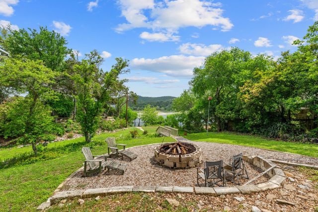 18000 Easy ST, Jonestown, TX 78645