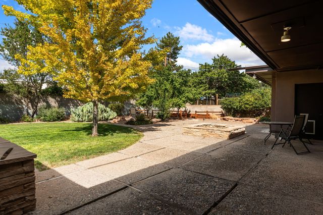 4113 Hannett Avenue NE, Albuquerque, NM 87110