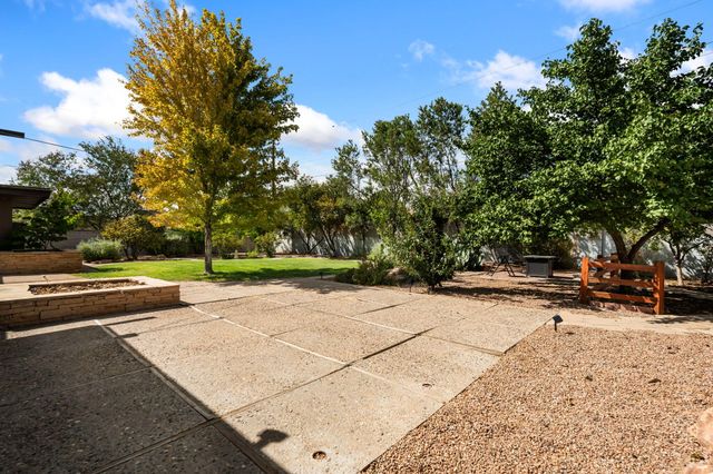4113 Hannett Avenue NE, Albuquerque, NM 87110