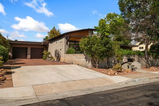4113 Hannett Avenue NE, Albuquerque, NM 87110