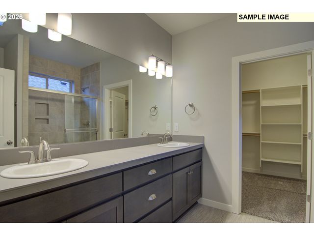 2210 E DALMATIAN Dr, La Center, WA 98629