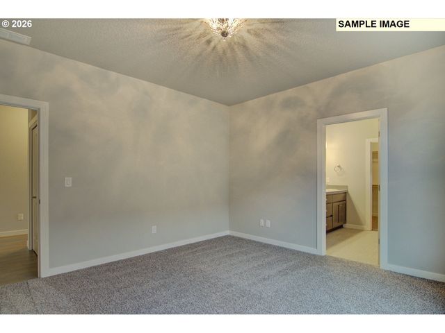 2210 E DALMATIAN Dr, La Center, WA 98629