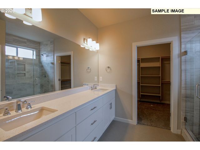 2210 E DALMATIAN Dr, La Center, WA 98629