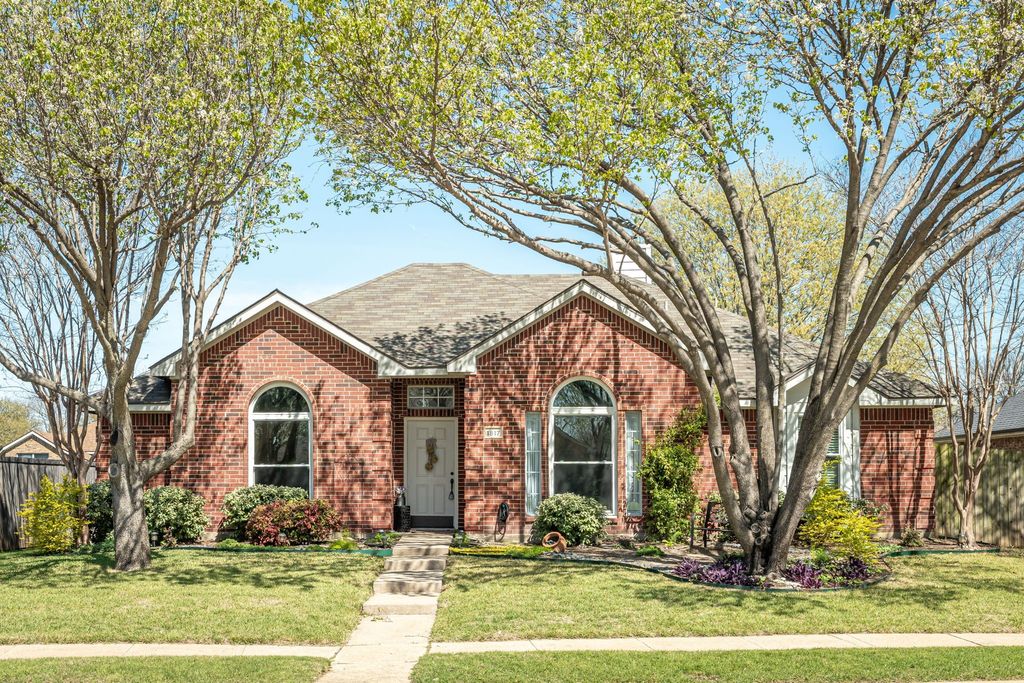 1817 Caddo Lake Drive, Allen, TX 75002