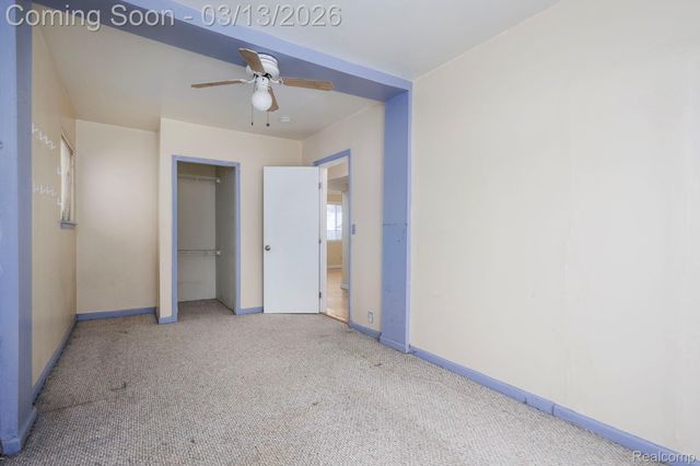 635 E Tennyson Avenue, Pontiac, MI 48340