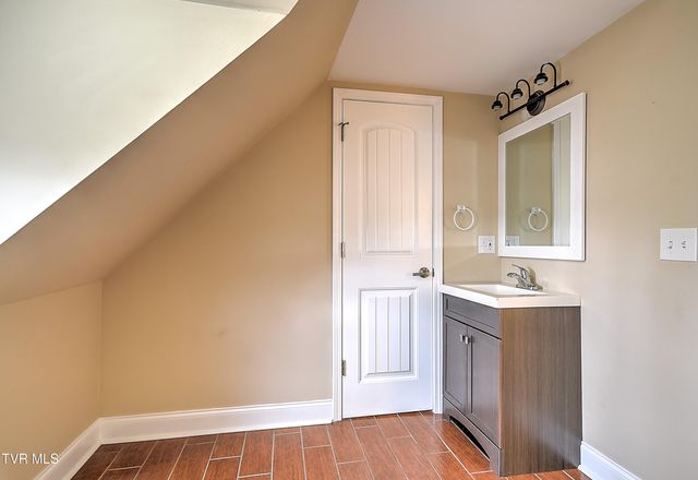 235 Mcdowell Street, Bristol, TN 37620