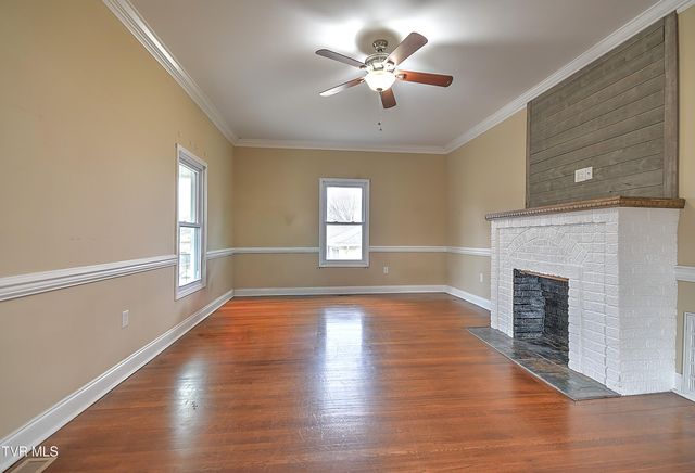 235 Mcdowell Street, Bristol, TN 37620