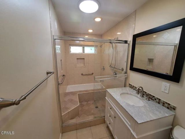 1429 Descanso Drive, La Canada Flintridge, CA 91011