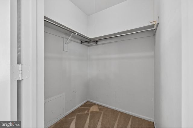 128 CALDERWOOD LN, Mount Laurel, NJ 08054