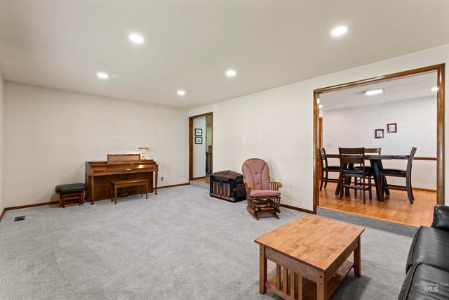 11185 W Hummingbird Drive, Boise, ID 83709