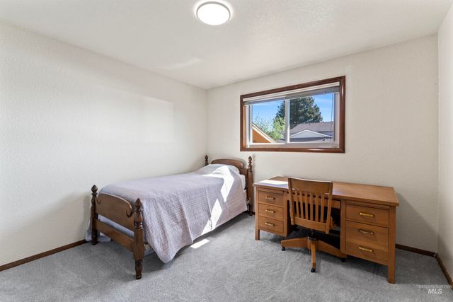 11185 W Hummingbird Drive, Boise, ID 83709