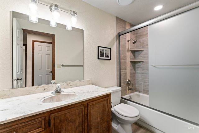 11185 W Hummingbird Drive, Boise, ID 83709
