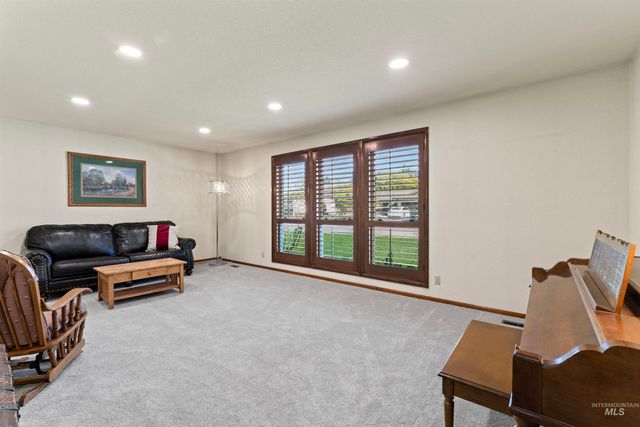 11185 W Hummingbird Drive, Boise, ID 83709
