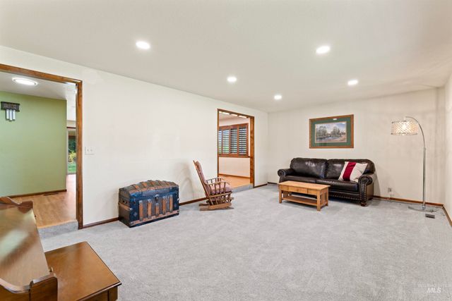 11185 W Hummingbird Drive, Boise, ID 83709