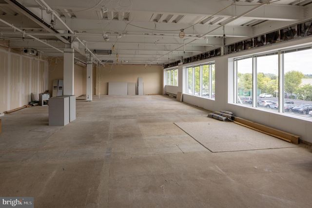 4259 W SWAMP RD, Doylestown, PA 18902