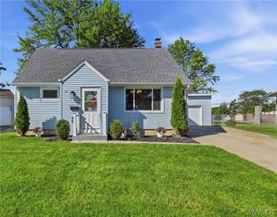 89 Harris Court, Cheektowaga, NY 14225