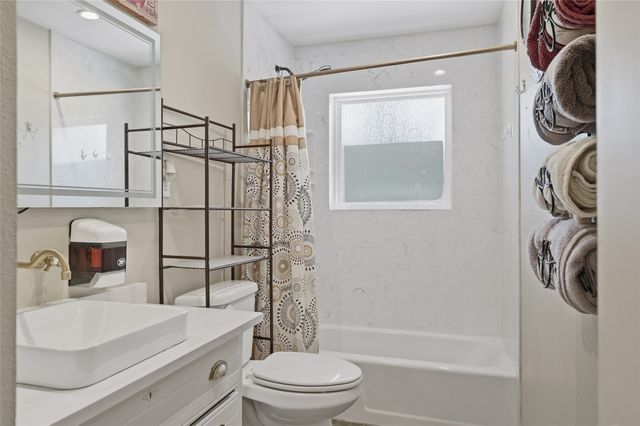 503 Wes Michael Road, Bonham, TX 75418