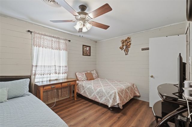 503 Wes Michael Road, Bonham, TX 75418