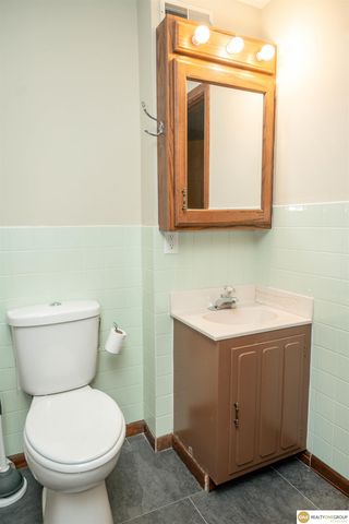 2945 R Street, Lincoln, NE 68503