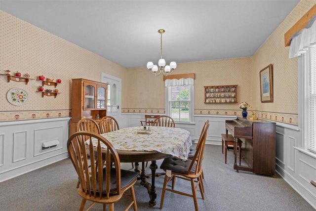 27 9TH STREET, Clintonville, WI 54929