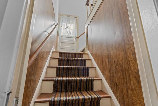 27 9TH STREET, Clintonville, WI 54929