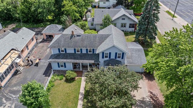 27 9TH STREET, Clintonville, WI 54929