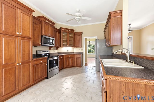8806 Torrey Pines Dr, Chesterfield, VA 23832