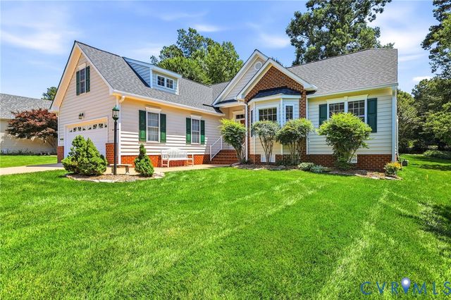 8806 Torrey Pines Dr, Chesterfield, VA 23832