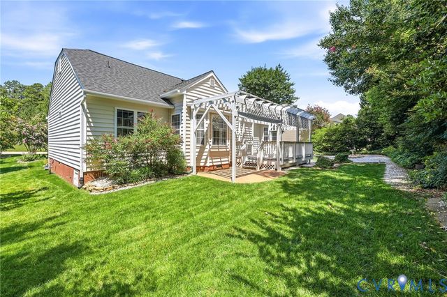 8806 Torrey Pines Dr, Chesterfield, VA 23832