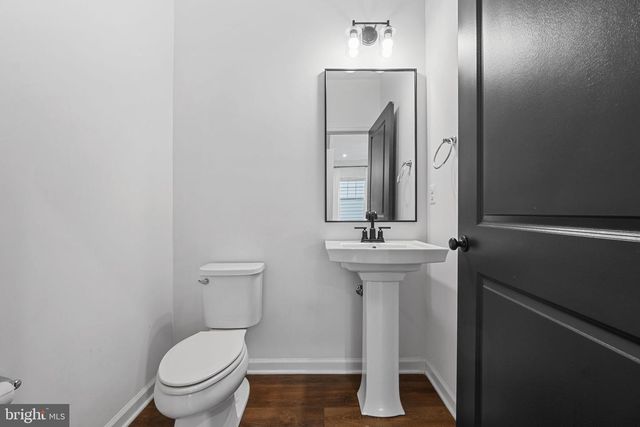 18080 MOSS GARDEN RD, Dumfries, VA 22026