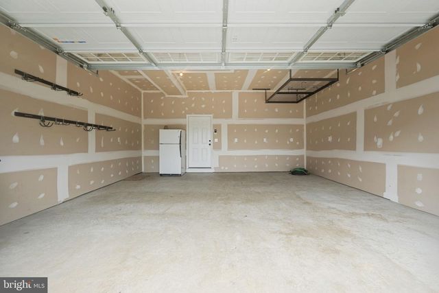 18080 MOSS GARDEN RD, Dumfries, VA 22026