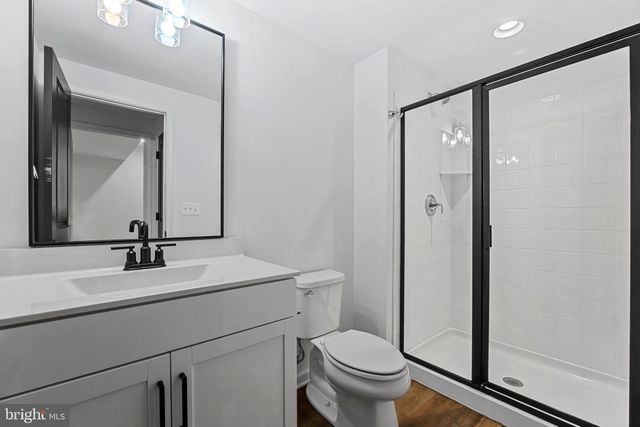 18080 MOSS GARDEN RD, Dumfries, VA 22026