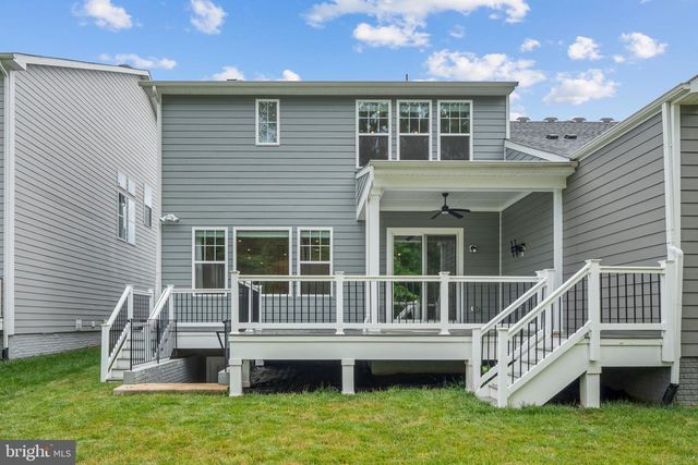 18080 MOSS GARDEN RD, Dumfries, VA 22026