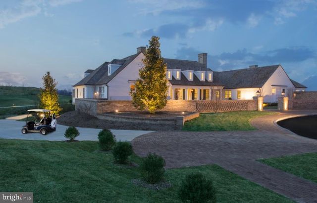 18080 MOSS GARDEN RD, Dumfries, VA 22026