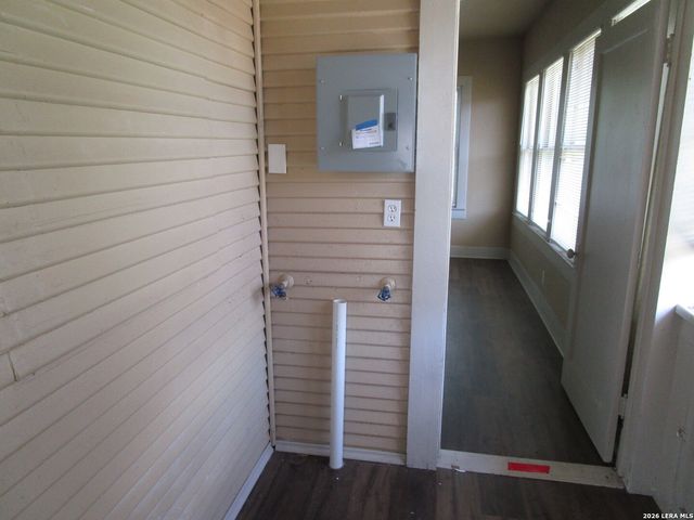 638 Canton, San Antonio, TX 78202