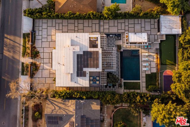 5244 Tampa Avenue, Tarzana (los Angeles), CA 91356