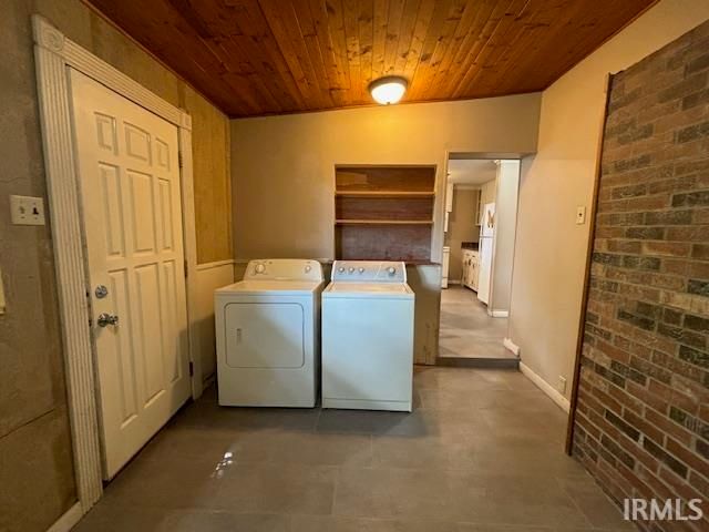 428 W Navarre Street, South Bend, IN 46616