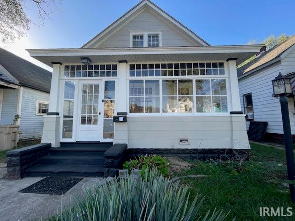 428 W Navarre Street, South Bend, IN 46616