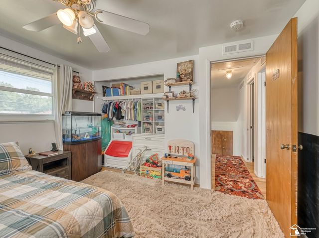 22452 Candace Street, Rockwood, MI 48173
