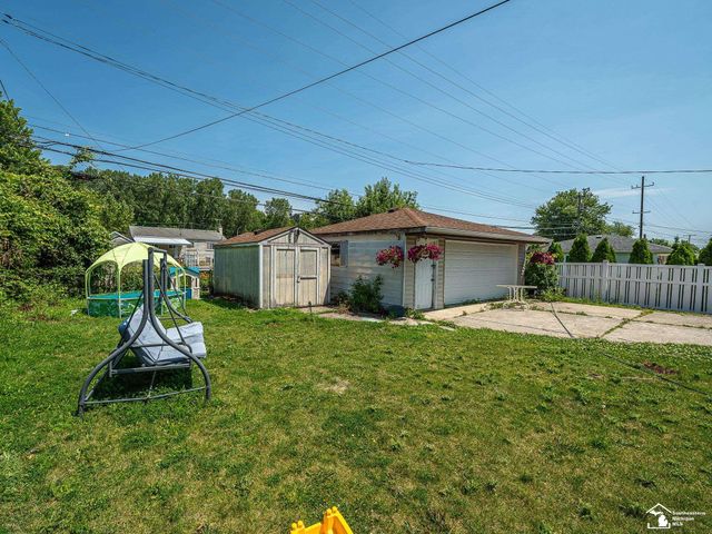 22452 Candace Street, Rockwood, MI 48173