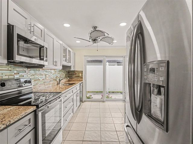 3506 AUBURN COURT 230, Sarasota, FL 34231