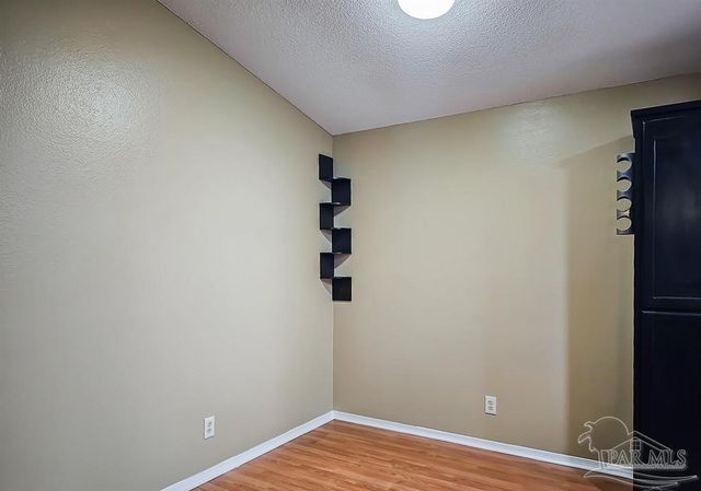 601 E Burgess D6, Pensacola, FL 32504