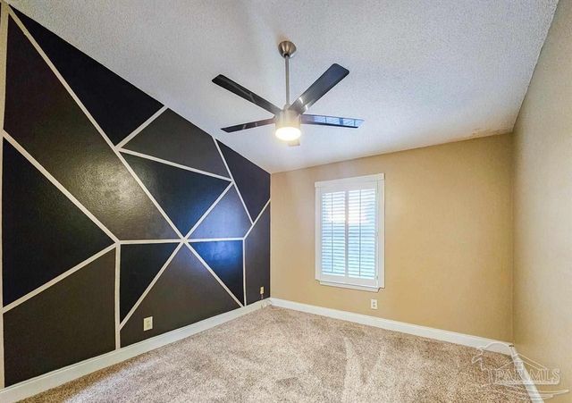 601 E Burgess D6, Pensacola, FL 32504