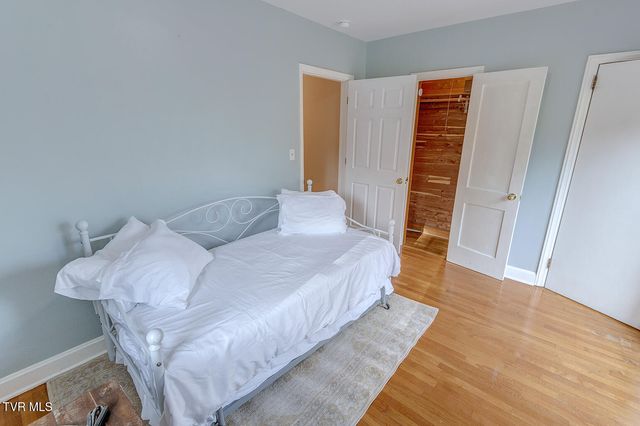 203 South Cherokee Street, Jonesborough, TN 37659