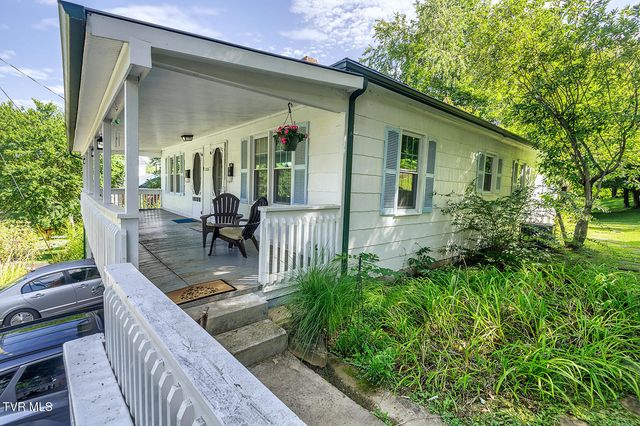 203 South Cherokee Street, Jonesborough, TN 37659