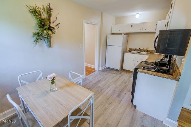 203 South Cherokee Street, Jonesborough, TN 37659