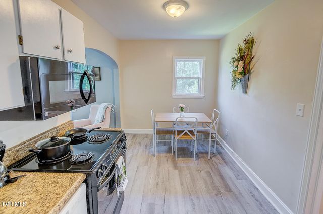 203 South Cherokee Street, Jonesborough, TN 37659