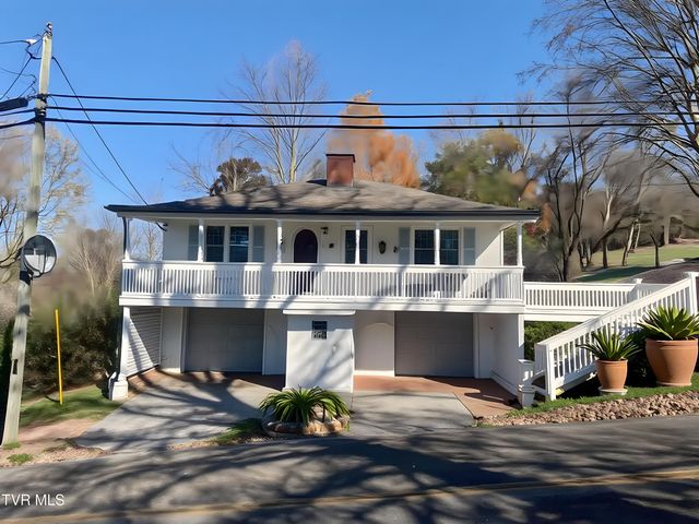 203 South Cherokee Street, Jonesborough, TN 37659