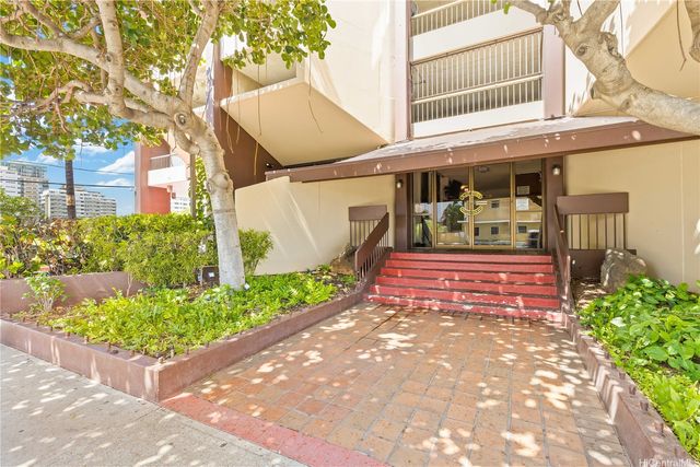 320 Liliuokalani Avenue 1105, Honolulu, HI 96815