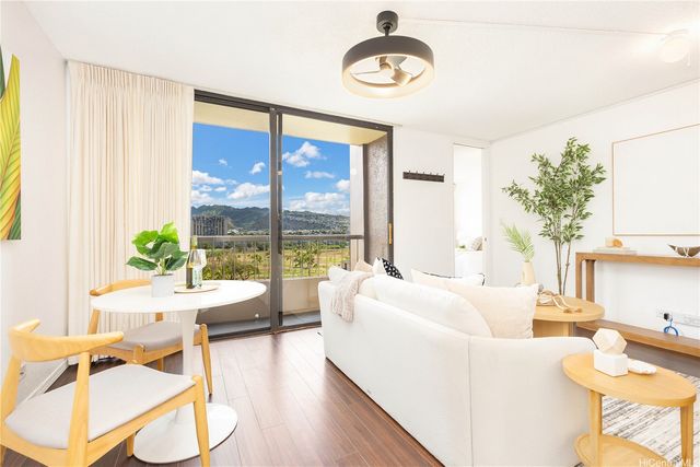 320 Liliuokalani Avenue 1105, Honolulu, HI 96815